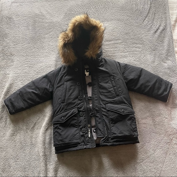 Baby GAP Jacket 4 Years Old with detachable hoodie - Picture 3 of 11